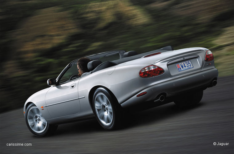 Jaguar Xk Coupe Cabrio. Photo from:JAGUAR XK8 amp; XKR