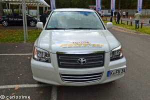 Voitures Hydrogène Air Liquide Toyota FCHV-adv Hydrogen