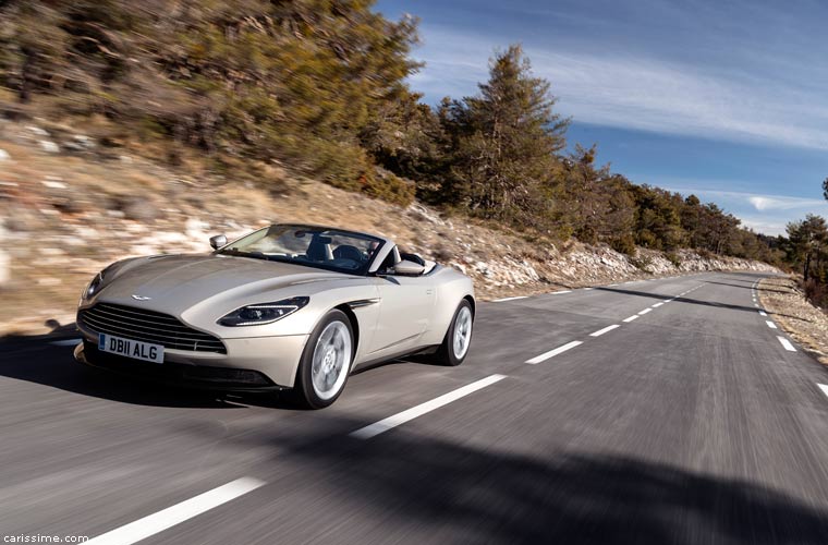 Aston Martin DB11 Volante 2018