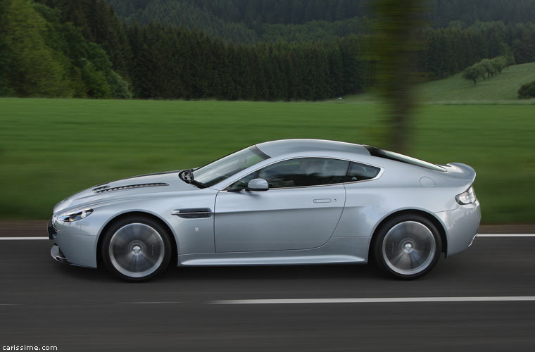 Aston Martin V12 Vantage 2009