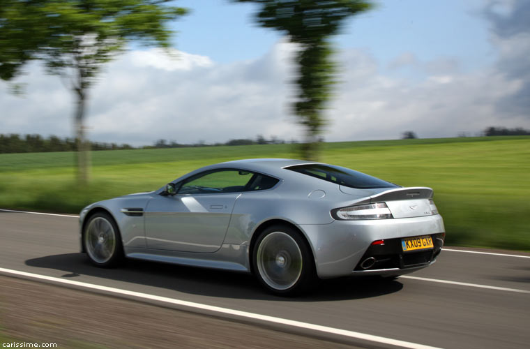 Aston Martin V12 Vantage 2009