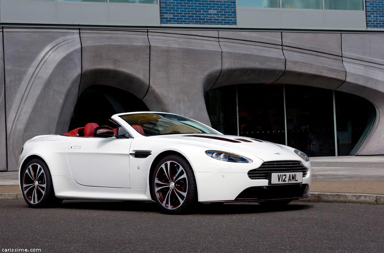 Aston Martin V12 Vantage Roadster 2012