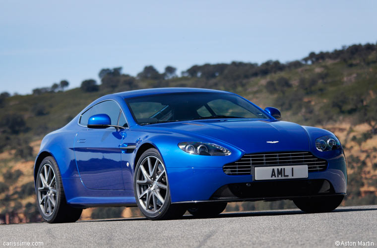 Aston Martin V8 Vantage S 2011