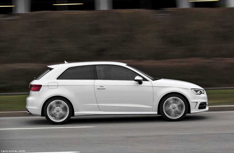 Audi A3 3 S3 Sportive Compacte 2013