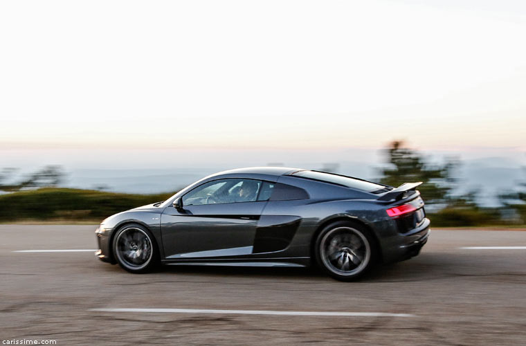 Audi R8 2 Voiture de Sport 2015