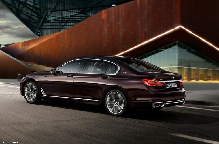 BMW M760Li xDrive 2016