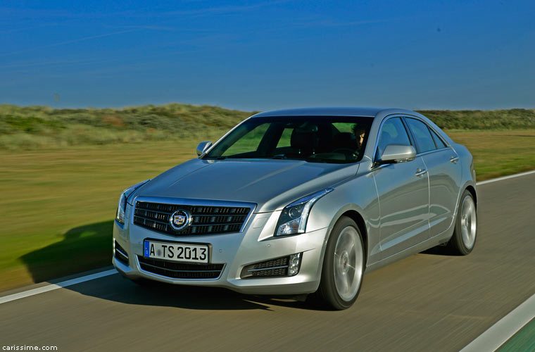 Cadillac ATS Voiture Familiale de Luxe 2012