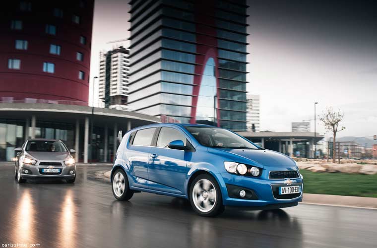 Chevrolet Aveo 2 Voiture Polyvalente 2011