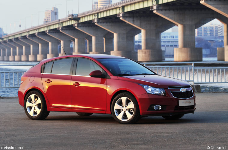 Chevrolet Cruze 5 portes hatchback 2011