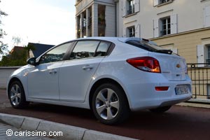 Chevrolet Cruze 5 portes 1.8 LTZ Essai Carissime