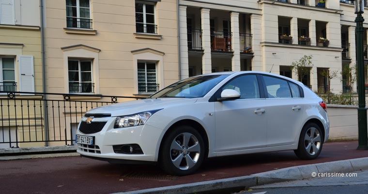 Chevrolet Cruze 5 portes 1.8 LTZ Essai Carissime