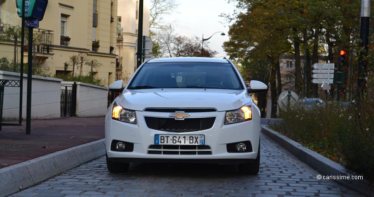 Chevrolet Cruze 5 portes 1.8 LTZ Essai Carissime