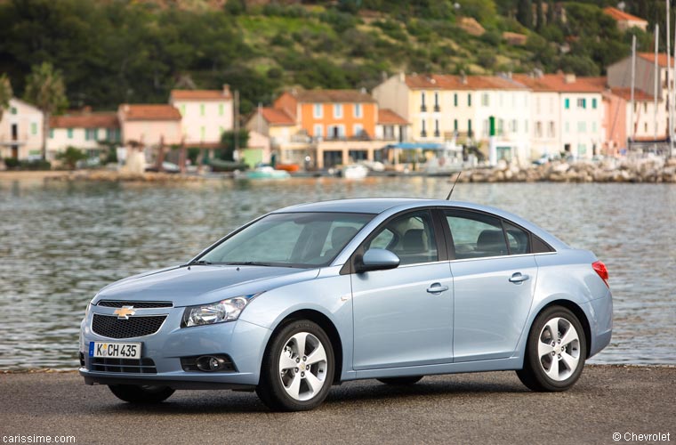 Chevrolet Cruze Voiture Familiale 2009