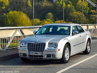 Chrysler 300C 2007 voiture routière