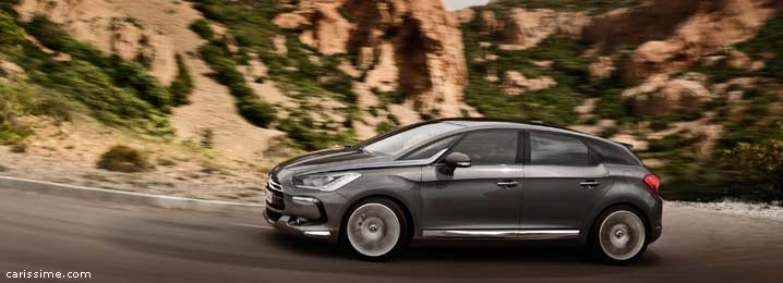 DS 5 2011 Voiture Compacte Luxueuse