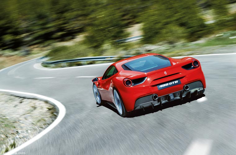 Ferrari 488 GTB Voiture de Sport 2015