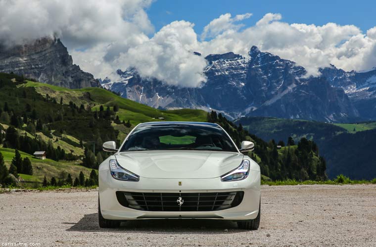 Ferrari GTC4Lusso Coupé 4 places 2016