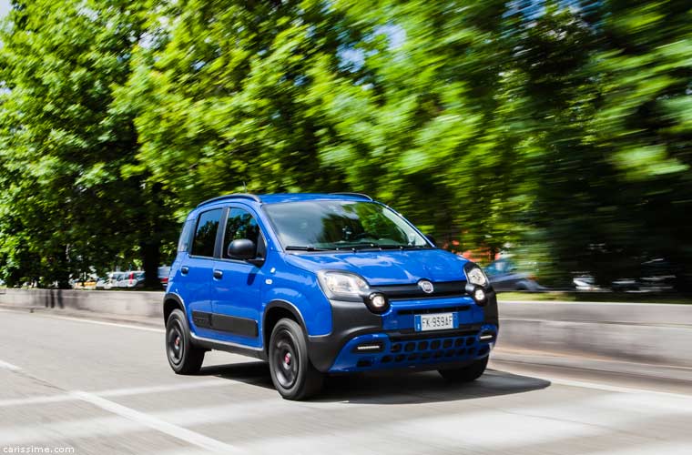 Fiat Panda City Cross Waze 2018