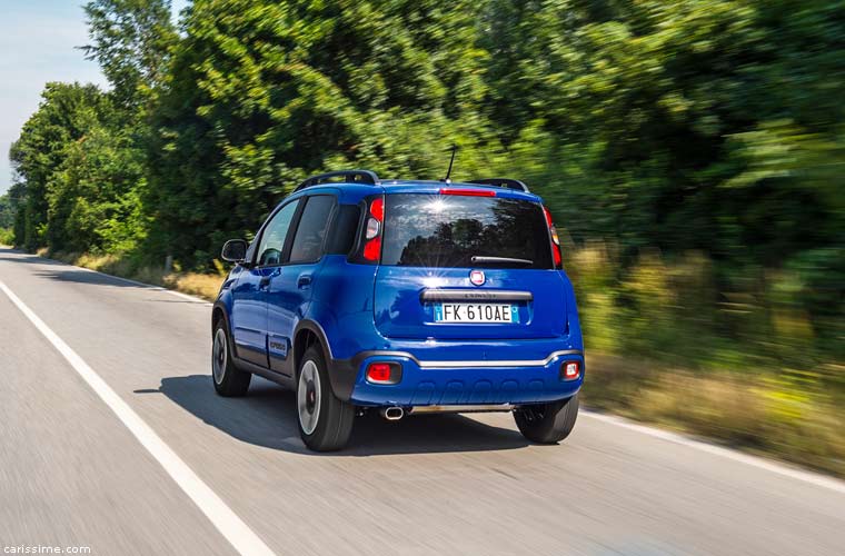 Fiat Panda City Cross Waze 2018