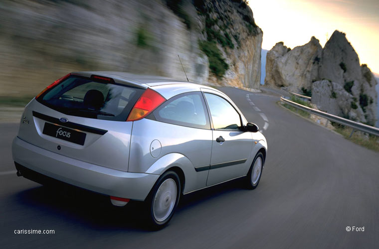 Ford Focus 1 Trois Portes Occasion