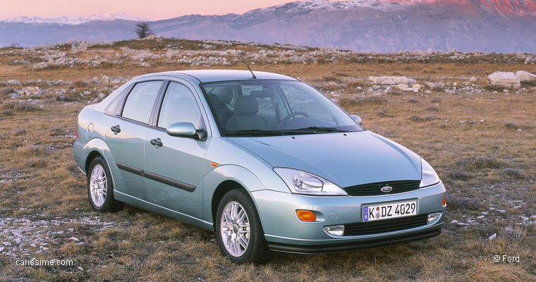 Ford Focus 1 quatre portes Occasion