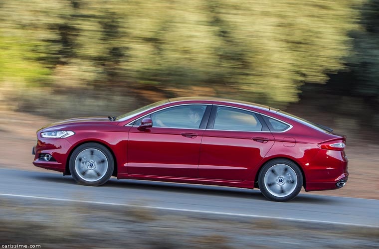 Ford Mondeo 4 Voiture Familiale 2014