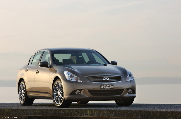 Infiniti G37 berline restylage 2010 / 2013