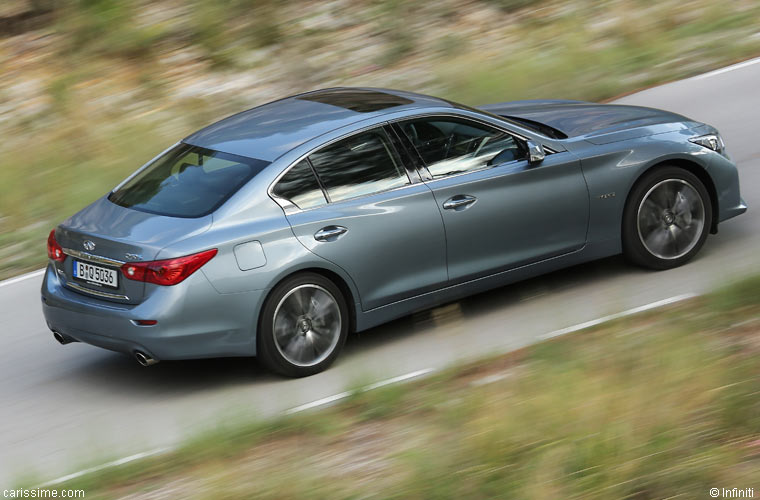 Infiniti Q50 Voiture Familiale 2013