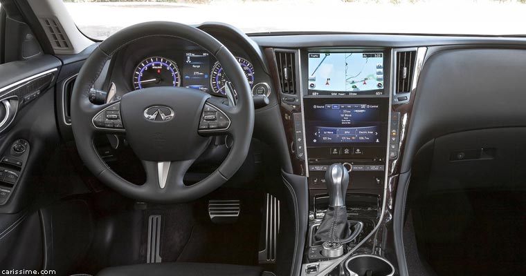 Infiniti Q50 Voiture Familiale 2013