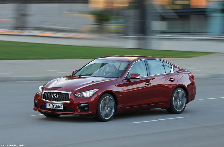 Infiniti Q50 Voiture Familiale 2013