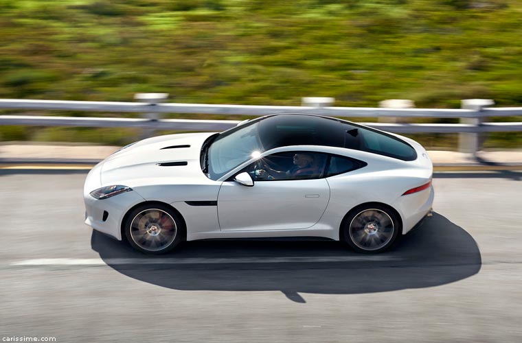 Jaguar F-Type Coupé de luxe 2014