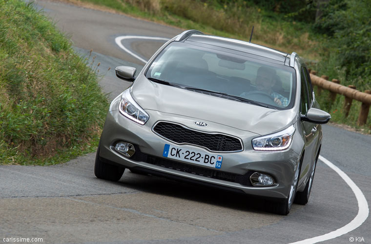 Kia Ceed 2 Voiture Compacte 2012