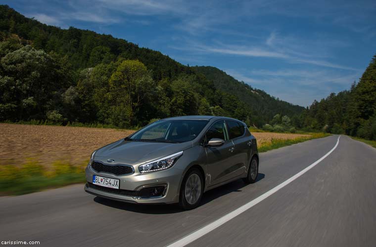 Kia Ceed 2 (2015) Voiture Compacte Restylage