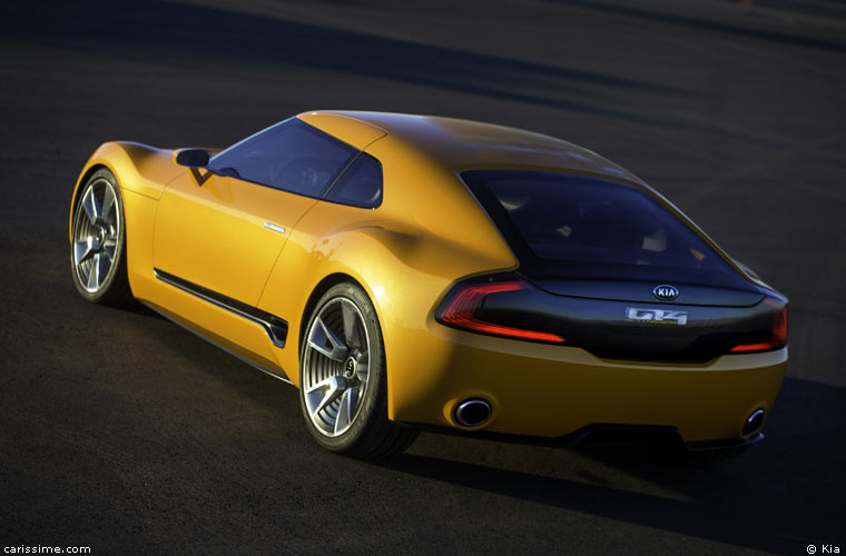 Kia GT4 Stinger Concept Detroit 2014