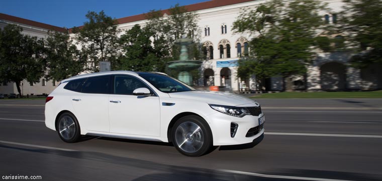 Kia Optima 2 2015 voiture Familiale