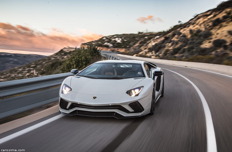 Lamborghini Aventador S