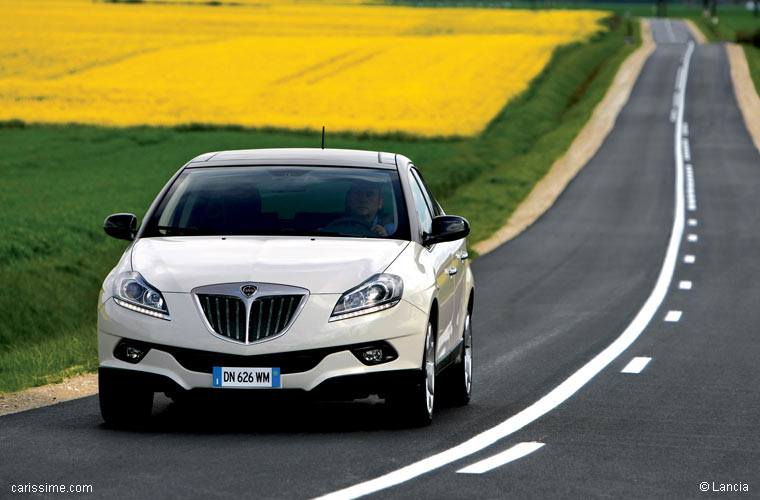 Lancia Delta Voiture Compacte Luxueuse