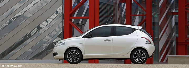 Lancia Ypsilon 3 2011 Lancia Ypsilon 3 2011