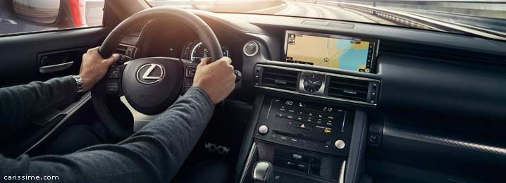 Lexus IS 2 Familiale luxe 2016 Lexus IS 2 Familiale luxe 2016