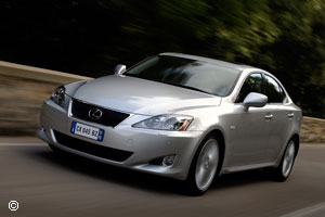 Lexus IS 1 - 2005 / 2013