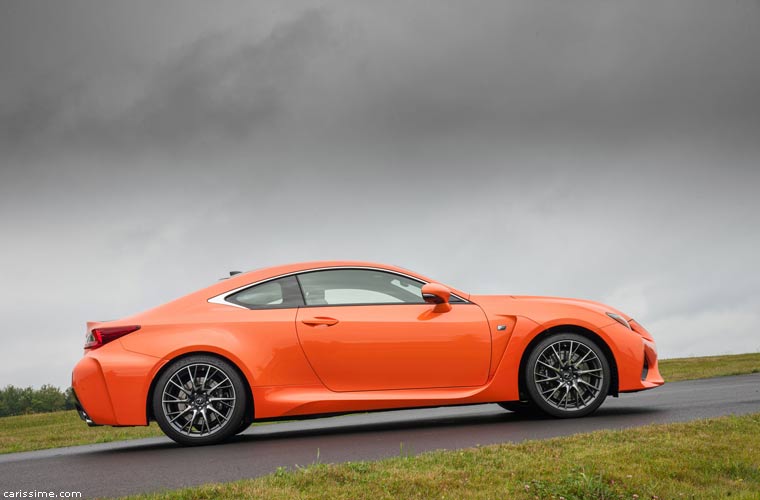 Lexus RC F Voiture de Sport 2015