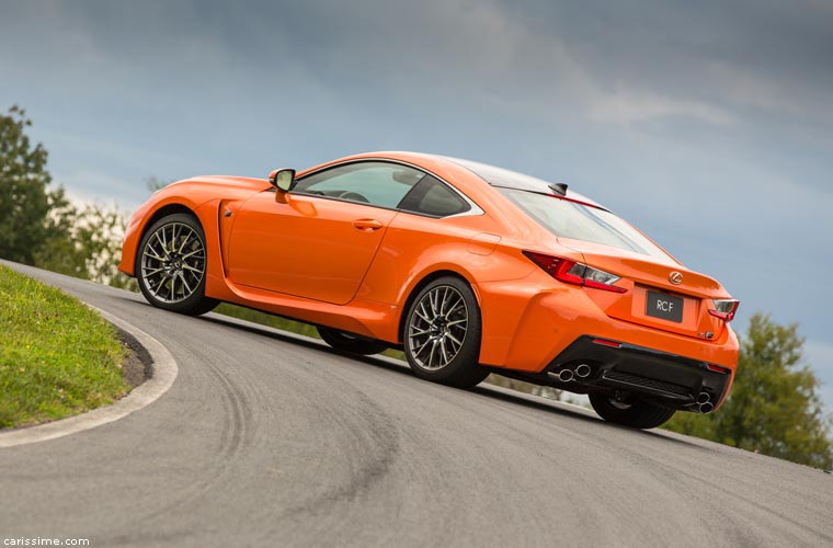 Lexus RC F Voiture de Sport 2015