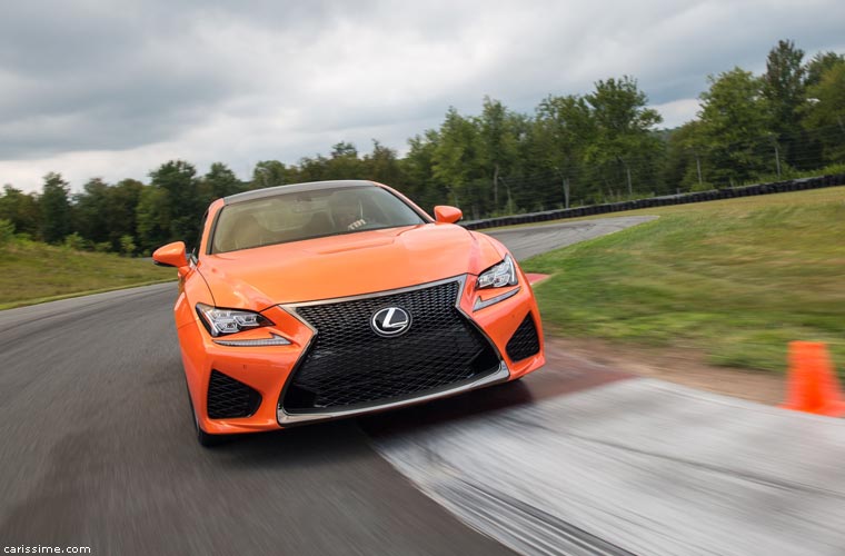 Lexus RC F Voiture de Sport 2015