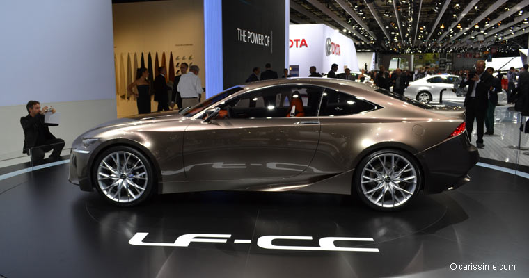 Lexus LF CC au Salon Automobile de Paris 2012