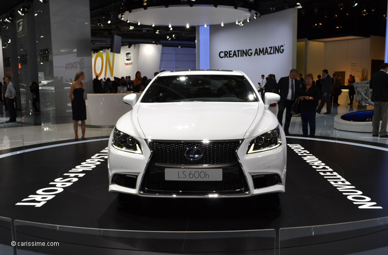 Lexus LS 600H au Salon Automobile de Paris 2012