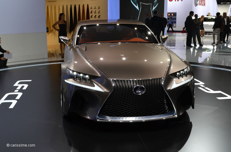 Lexus LF CC au Salon Automobile de Paris 2012