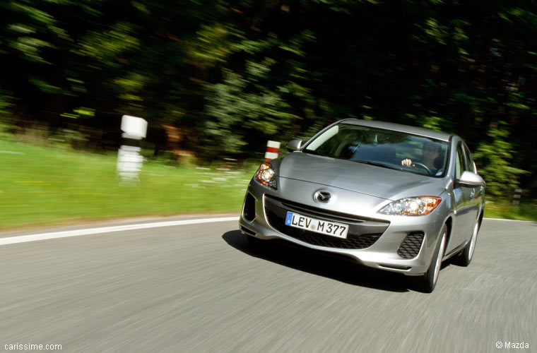 Mazda 3 2 restylage 2011 4 portes