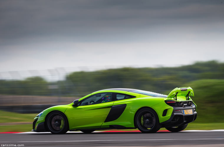 McLaren 675LT 2015