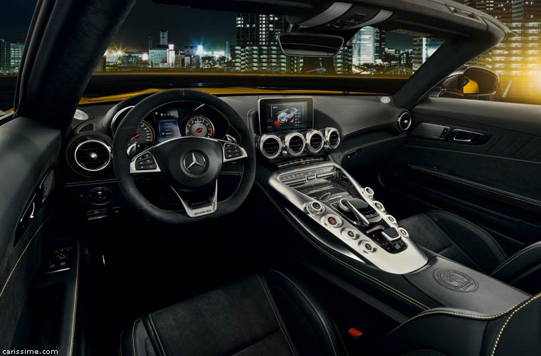 Mercedes AMG GT S Roadster