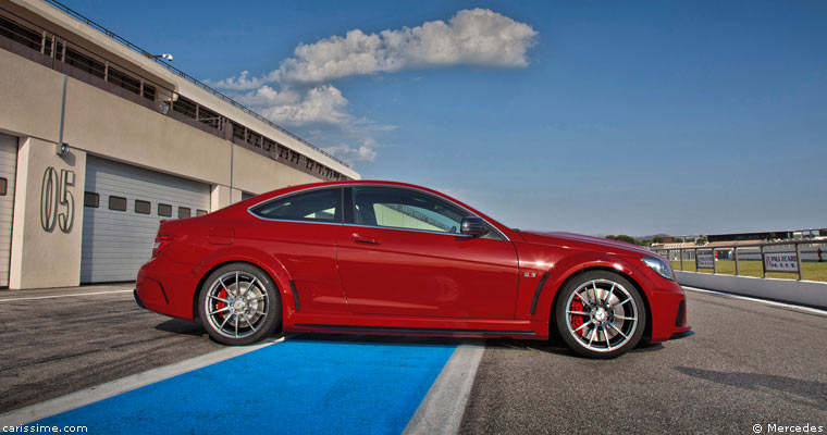 Mercedes C 63 AMG Black Series Série spéciale 2012